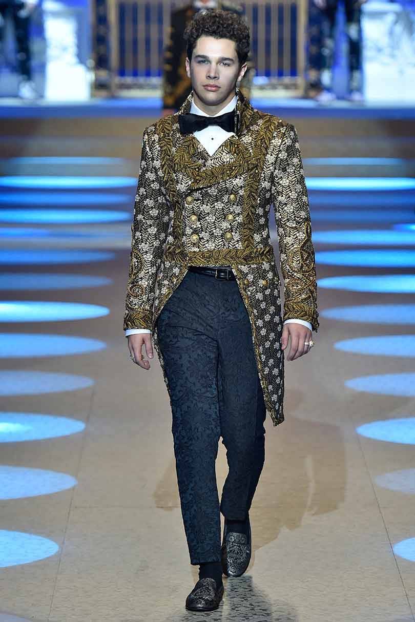 Dolce & Gabbana brinda un show 'monárquico' en la Semana de la Moda masculina de Milán