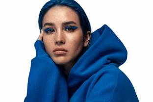 Российский бренд выпустил коллаборацию с Pantone