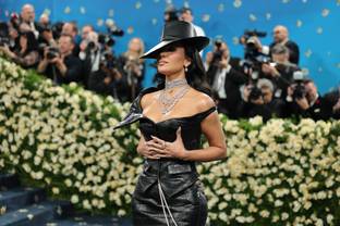 Au procès Kardashian, une bague de la taille d'un "carré de chocolat"