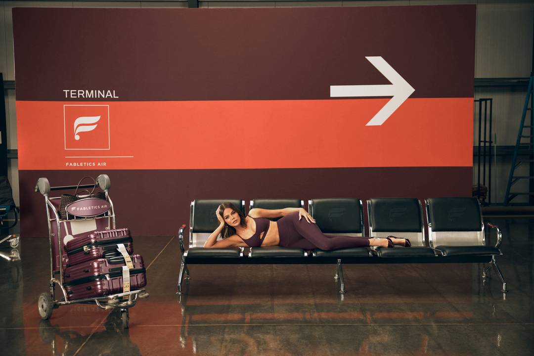 Khloé Kardashian präsentiert Travel-inspirierte Fabletics-Kapsel