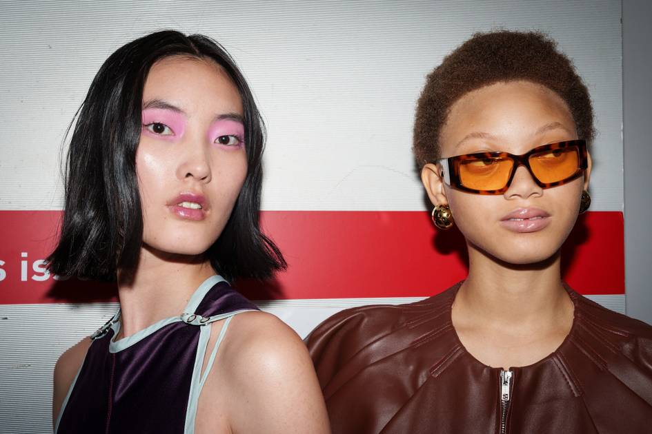 Einfallsreichtum-und-Tanz-Highlights-der-Paris-Fashion-Week-SS26