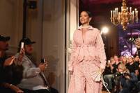 Rihanna quitte la direction générale de la marque de lingerie Savage x Fenty