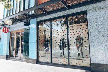 Lululemon Athletica stock on the rise on 500 million dollar acquisition of Mirror