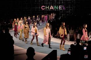 Chanel, a ritmo de tweed