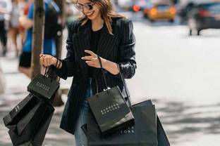 Barneys New York heads for bankruptcy