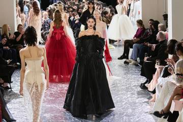 Haute Couture : le triomphe des créateurs britanniques 