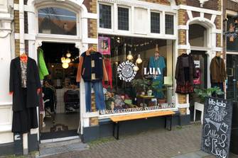 Winkelstraat onder de loep: het geheim van de Sassenstraat in Zwolle