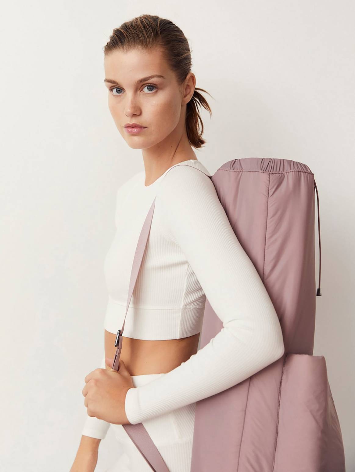 Mango en clave “fitness”: así es su nueva colección deportiva