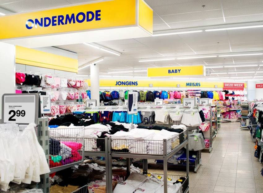 Algemeen beeld van een winkel van Zeeman textielSupers, eigendom van het bedrijf