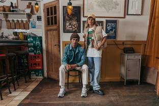 Het Amsterdamse label Colourful Rebel komt met levendige SS23-collectie