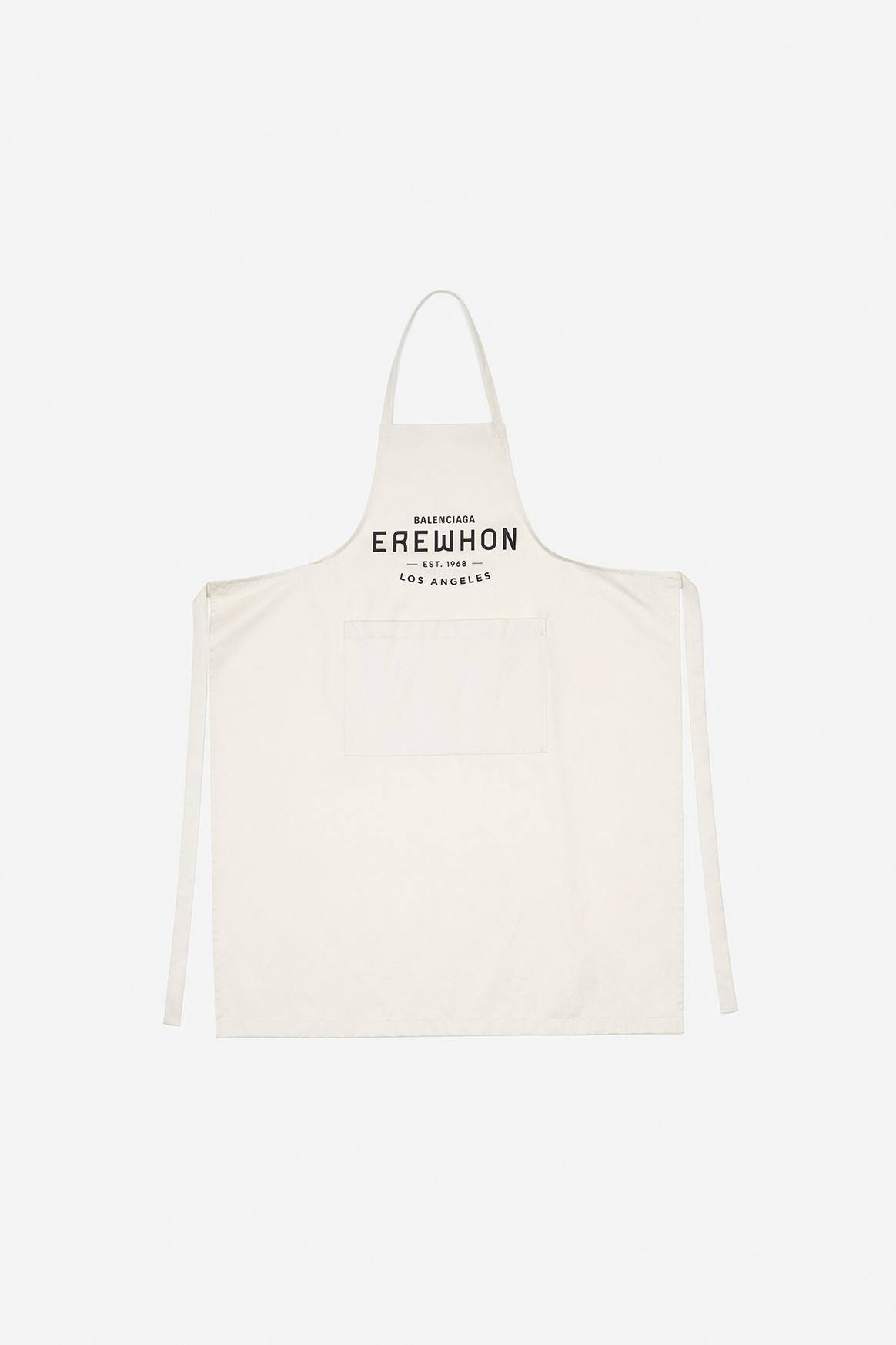 Balenciaga, diseño de delantal de la cápsula colaborativa junto a Erewhon.