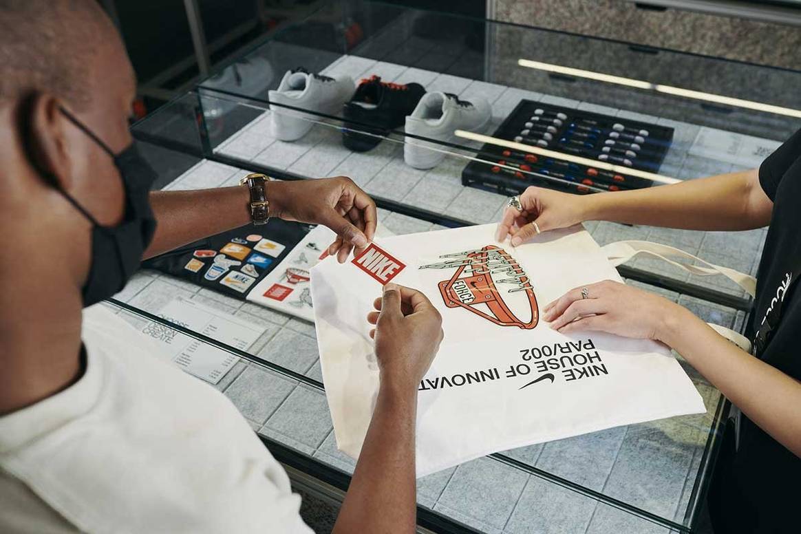 En image : le nouveau flagship de Nike sur les Champs Élysées