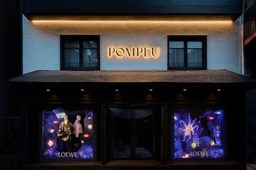 Loewe vuelve a poner “de moda” Baqueira por Navidad con una pop-up