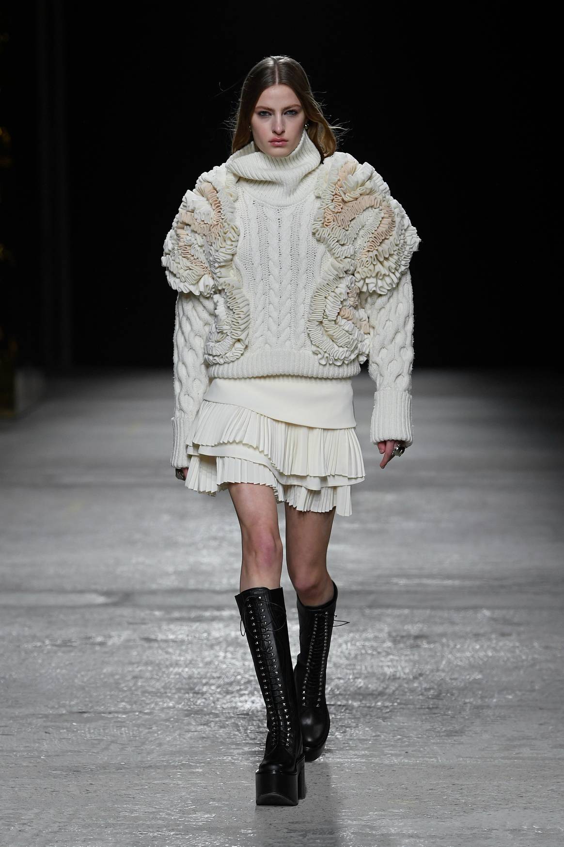 Ports 1961 FW22 show, image via
Catwalkpictures.com