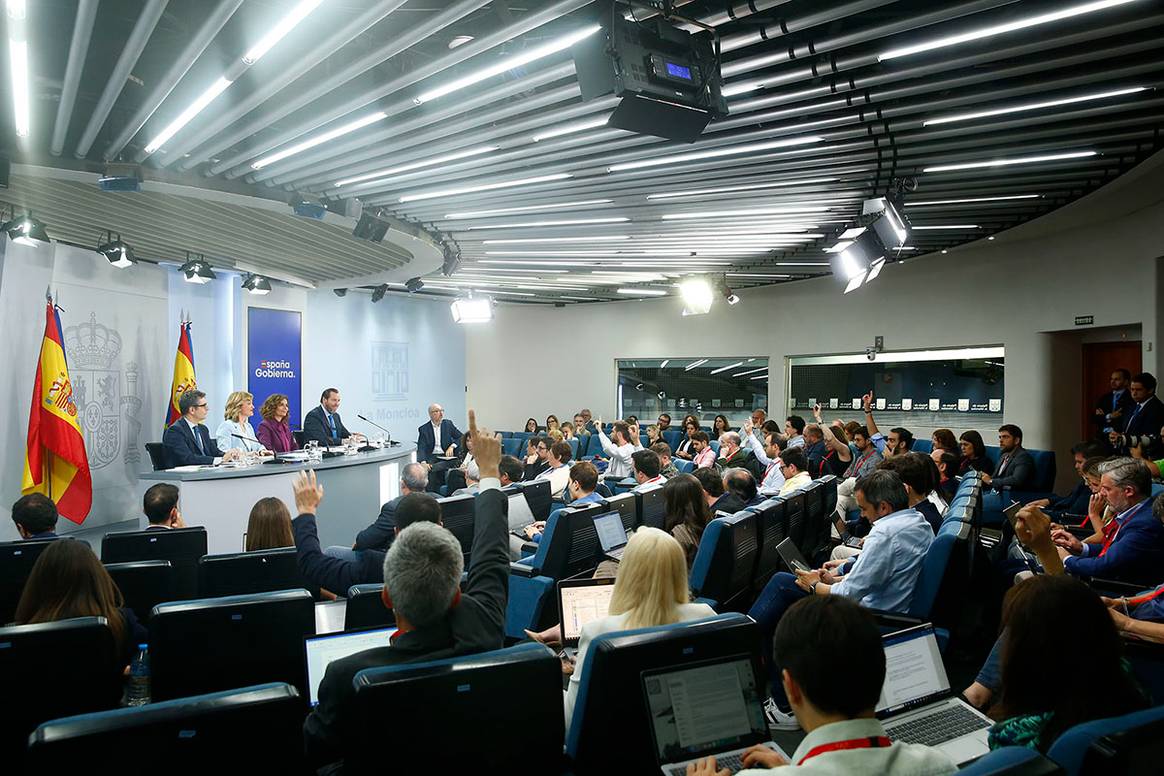 Los ministros Félix Bolaños, Pilar Alegría, María Jesús Montero y Óscar Puente durante la rueda de prensa posterior al Consejo de Ministros del 4 de junio de 2024.