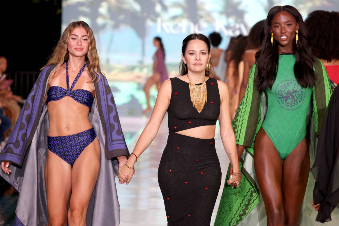 Kené Kaya founder (centre) Alessandra Durand at the finale of the brand's Miami Swim Week show, 2024.