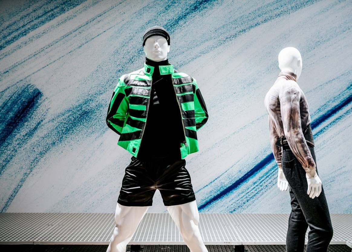 Expo Activewear in Modemuseum Hasselt legt kruisbestuiving sport en mode bloot