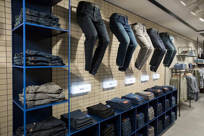 Kijken: WE Blue Store Amsterdam