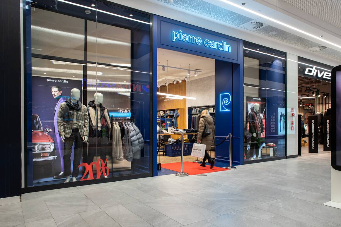 De Pierre Cardin-winkel in Zielona Góra in Polen. Beeld via
Pierre Cardin.