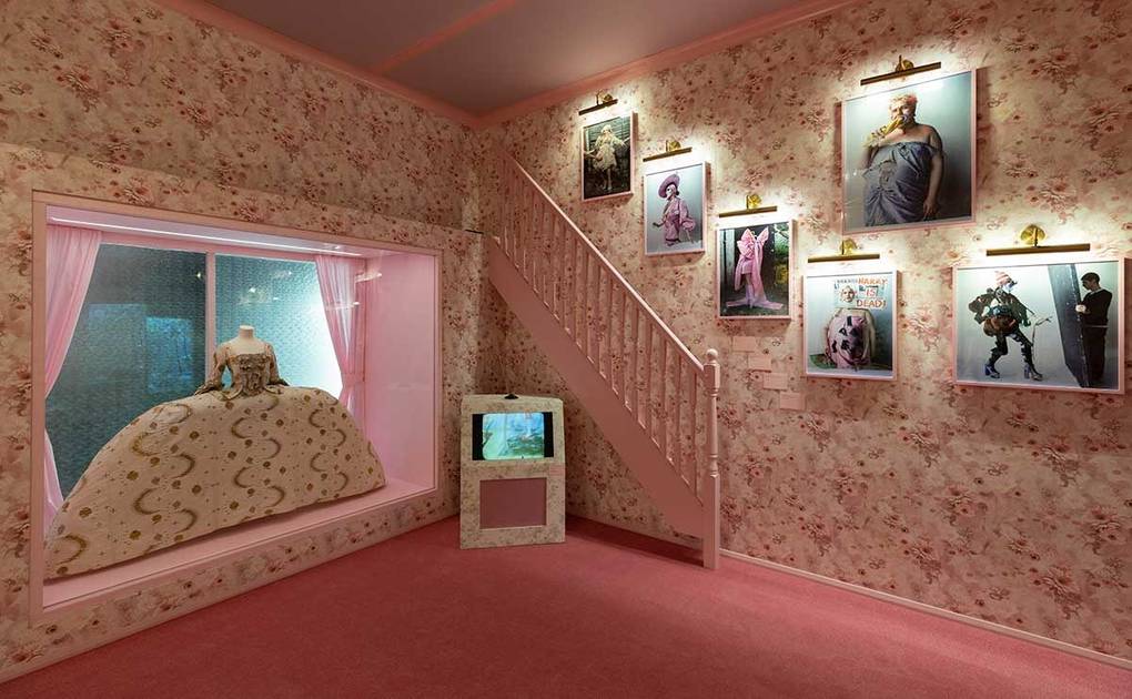 Inside the Tim Walker: Wonderful Things exhibition