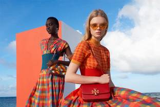 Tory Burch lança e-commerce brasileiro