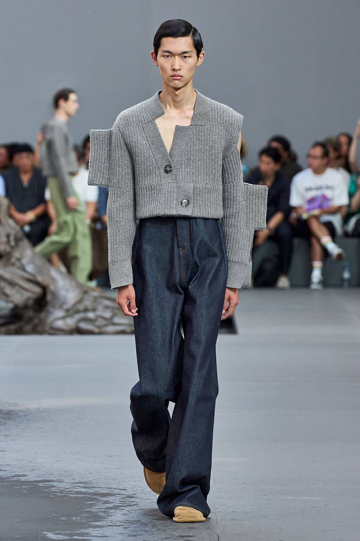 Créditos: Loewe, desfile de presentación de la colección masculina para la temporada de Verano SS24. Fotografía de cortesía.