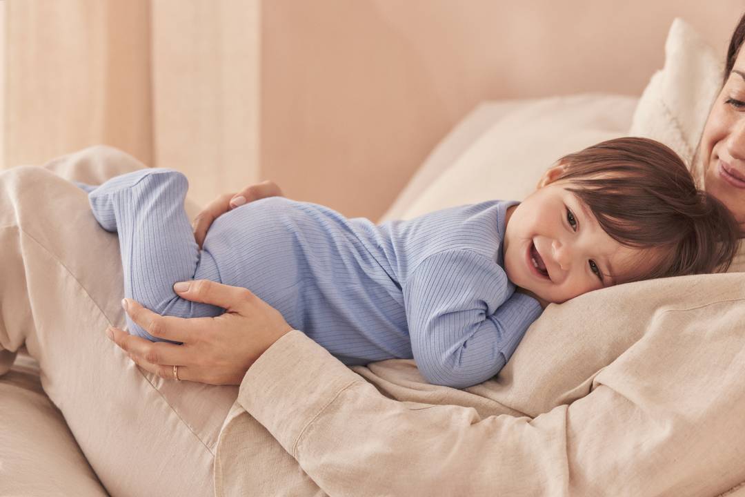 Mori Ribbed Clever Zip Sleepsuit.