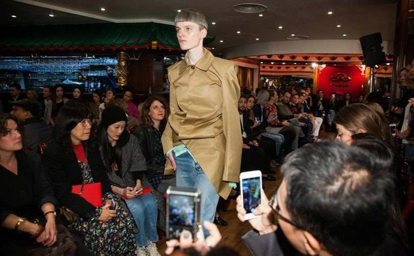 Exit through the Online-Shop – die Revolution des Modezyklus