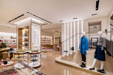 Salvatore Ferragamo apre al China world di Pechino