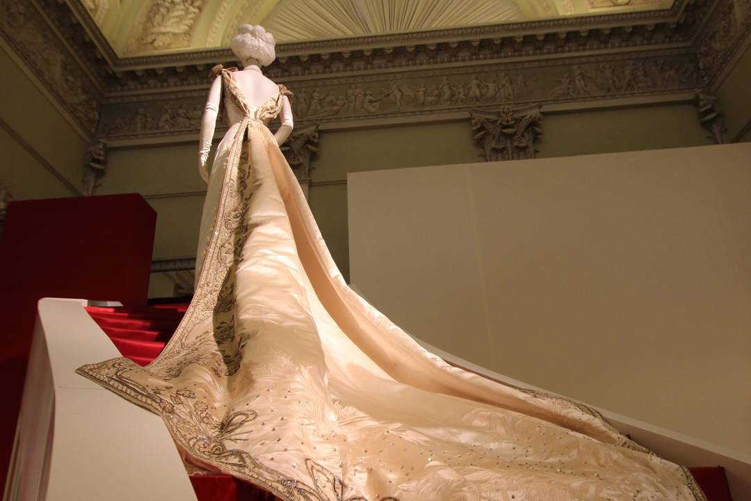 Worth, Hofjas gedragen door Franca Florio, 1902