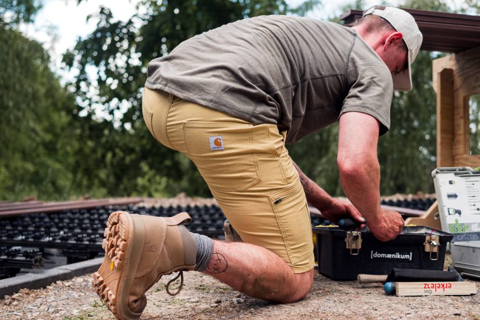 Carhartt-stellt-Arbeitsshorts-f-r-warme-Tage-vor