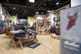 Открыт первый магазин Billabong в России