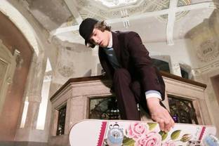 Christian Louboutin дебютирует на Pitti Uomo с необычным проектом