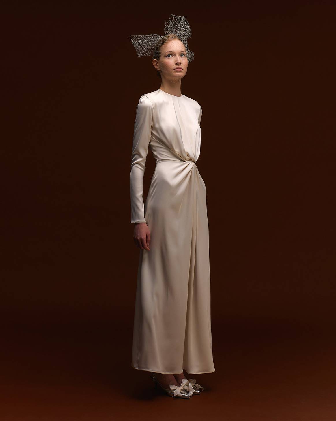 Colección de vestidos de novia “Bridal Capsule Collection” de Moisés Nieto, fotografía de campaña.