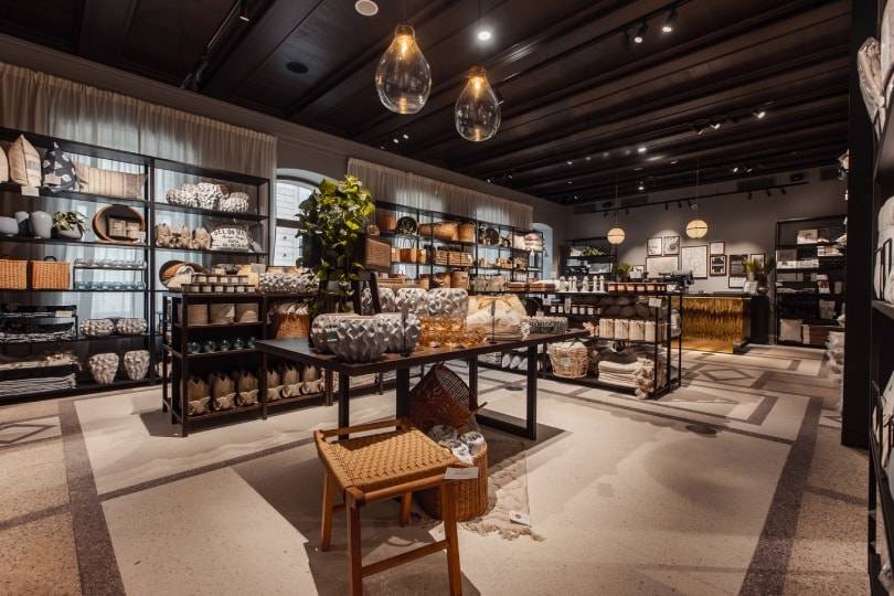 Открыт первый концепт-стор H&M Home в Петербурге