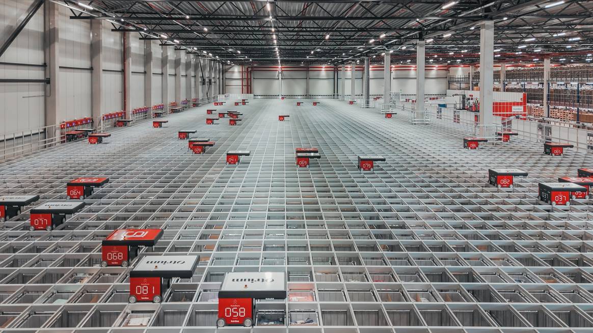 Otrium klaar voor groei, debuteert hypermodern magazijn in Almelo