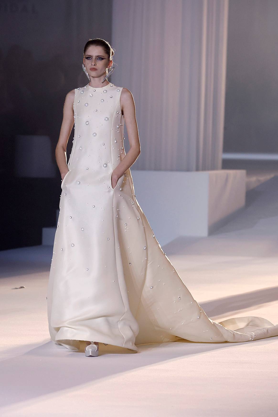 Desfile de Stéphane Rolland durante la Barcelona Bridal Night de BBFW, el 22 de abril de 2026 en Barcelona (España).