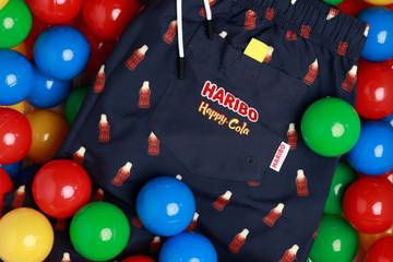 Robe di Kappa e Haribo lanciano la nuova collezione in collaborazione