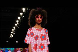 Video: Agatha Ruiz de la Prada SS22 Kollektion