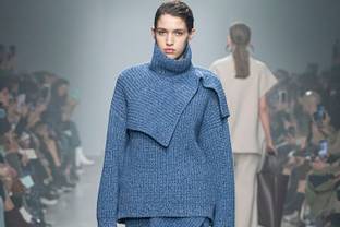 Christian Wijnants FW20, poëtisch palet van zachtheid en souplesse