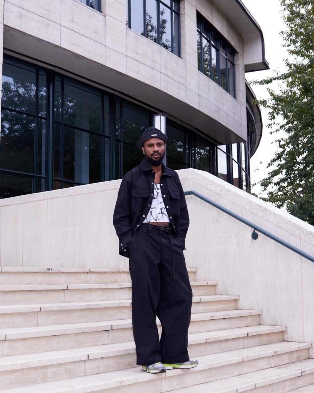Papa Oyeyemi van Maxvive
