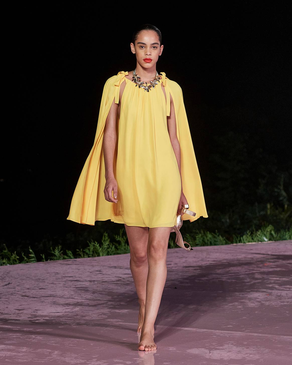 Photo Credits: Carolina Herrera, desfile de presentación en Río de Janeiro de la colección Resort 2024. Spotlight Launchmetrics.