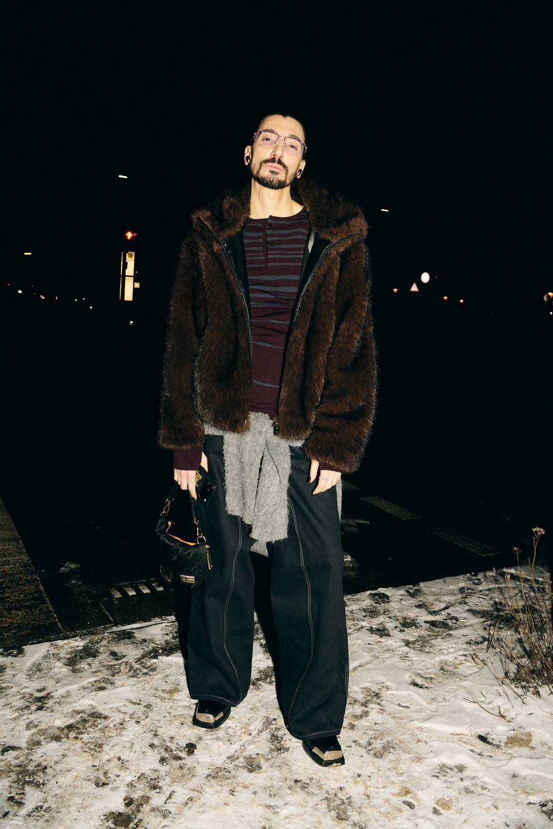 L'esperto di tendenze Julian Daynov alla sfilata AW26 di SF1OG