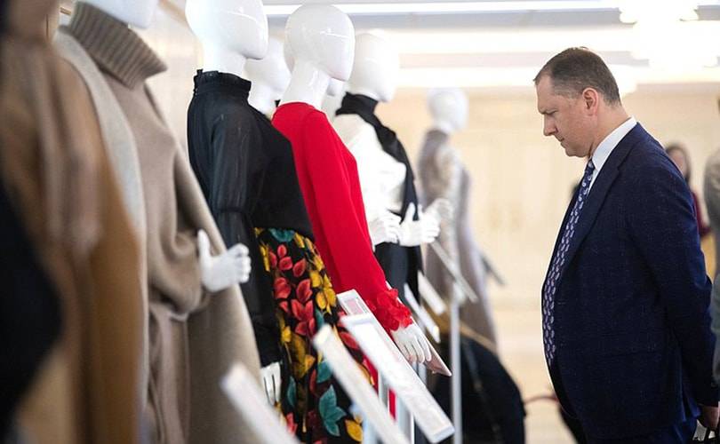 В Совете Федерации проходит выставка российских дизайнеров: фото