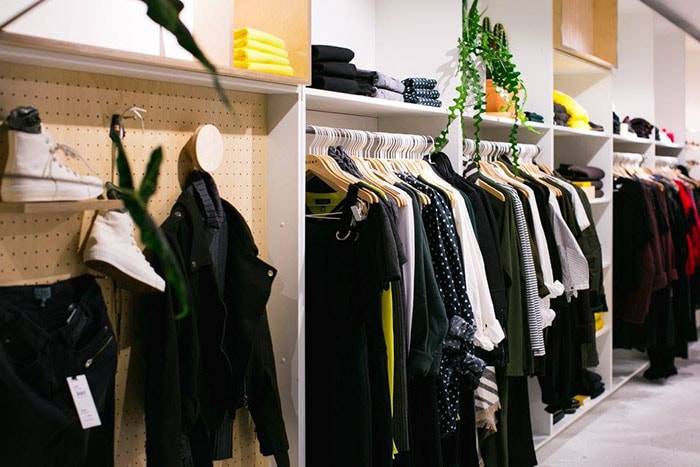 Nederlandse retailactiviteiten Friday en Superstar worden gestaakt