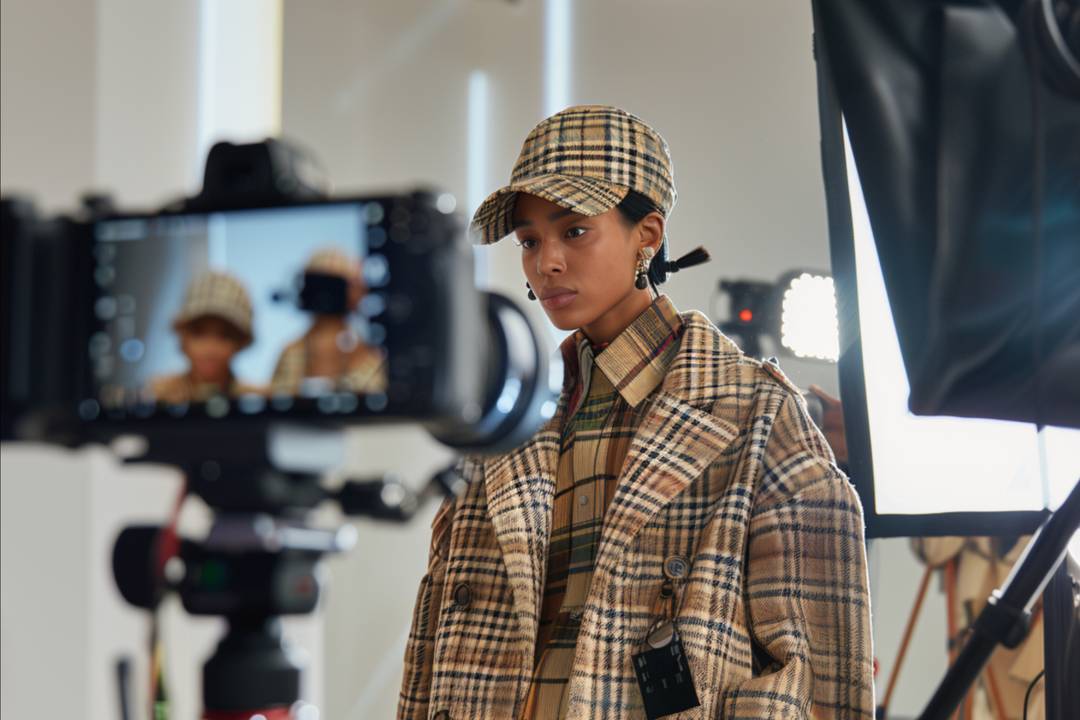 Fashion influencers mobile