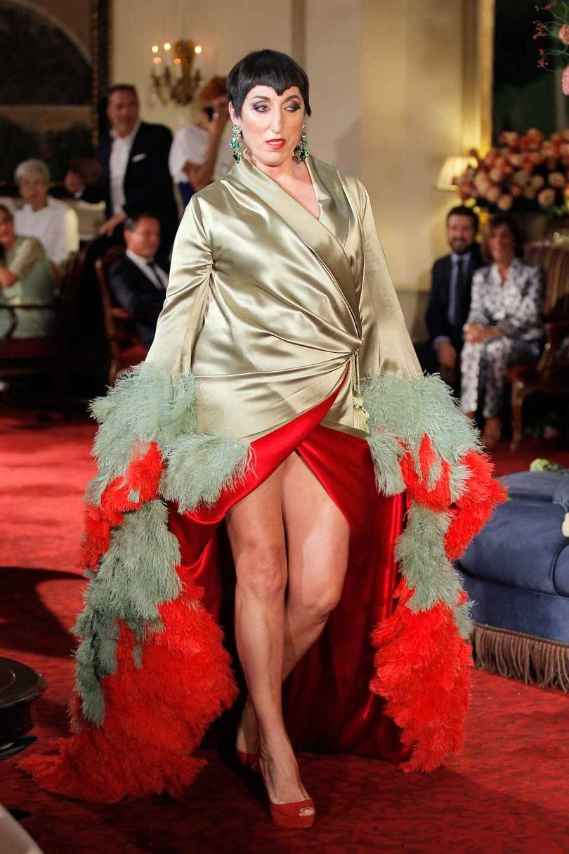 Imagen de archivo: Rossy de Palma durante el desfile “Hotel Palomo” en el Hotel Wellington de Madrid