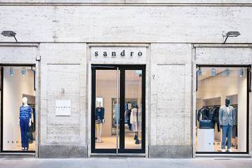 Sandro apre a Torino