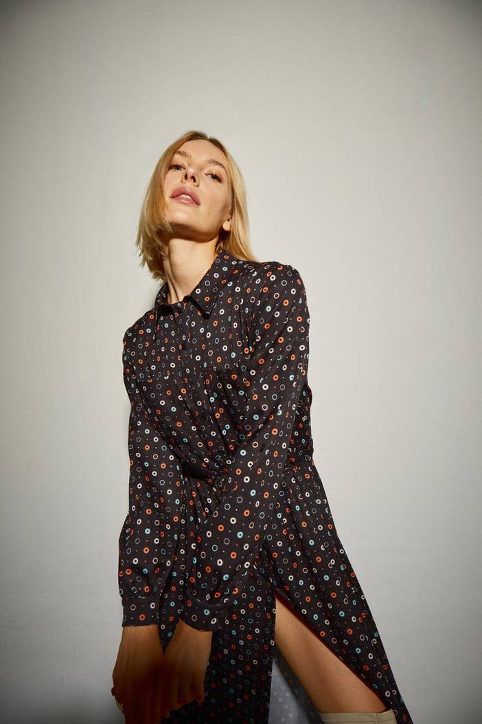 Vestido Camisero Largo Estampado Círculos | Dolores Promesas