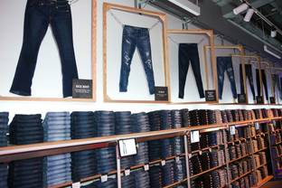 American Eagle buys Quiet Logistics 